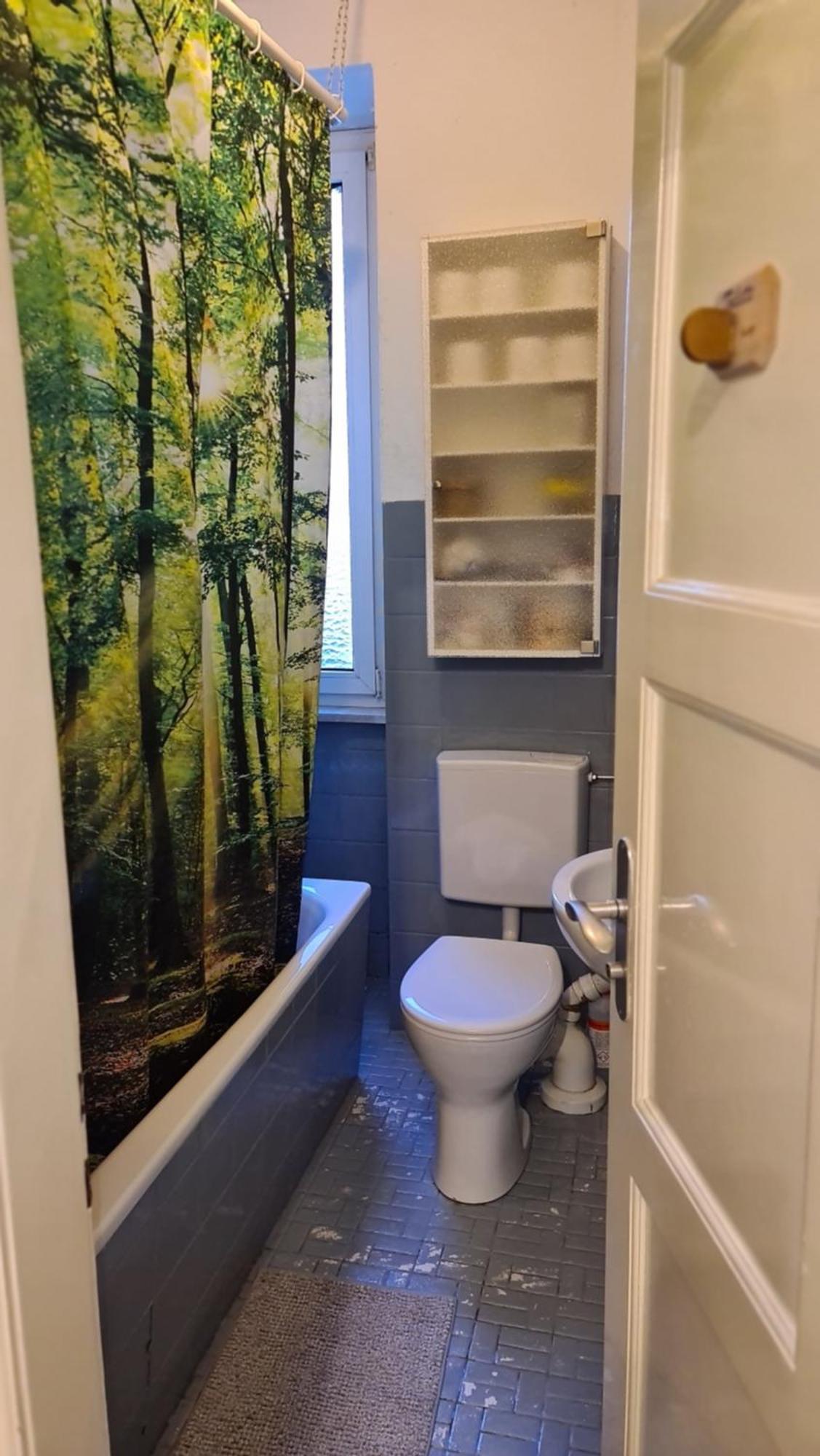 Gemuetliches Zimmer In Einer Altbauwohnung In Der Stadt 维尔茨堡 外观 照片